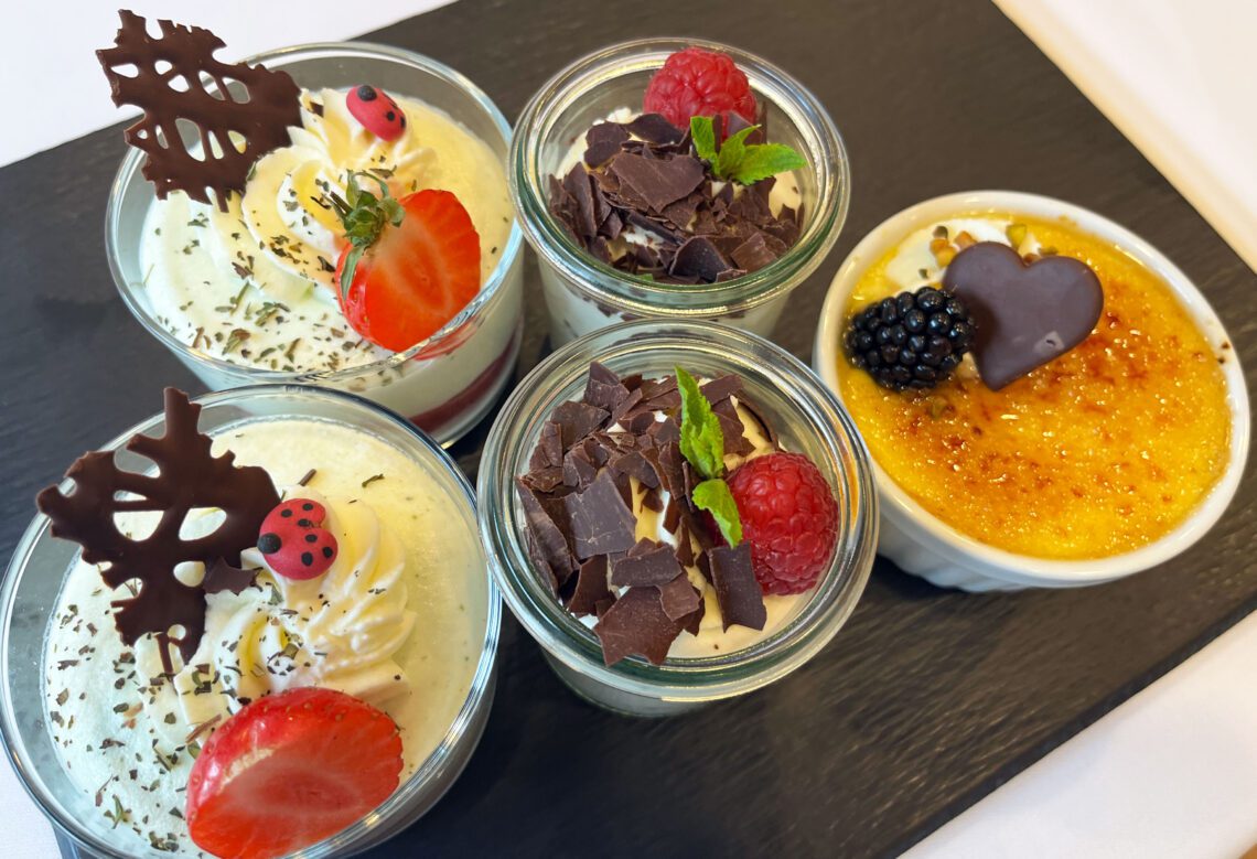 Täglich frische und saisonale Dessert produziert in der hauseigenen Patisserie im Viva Luzern Eichhof